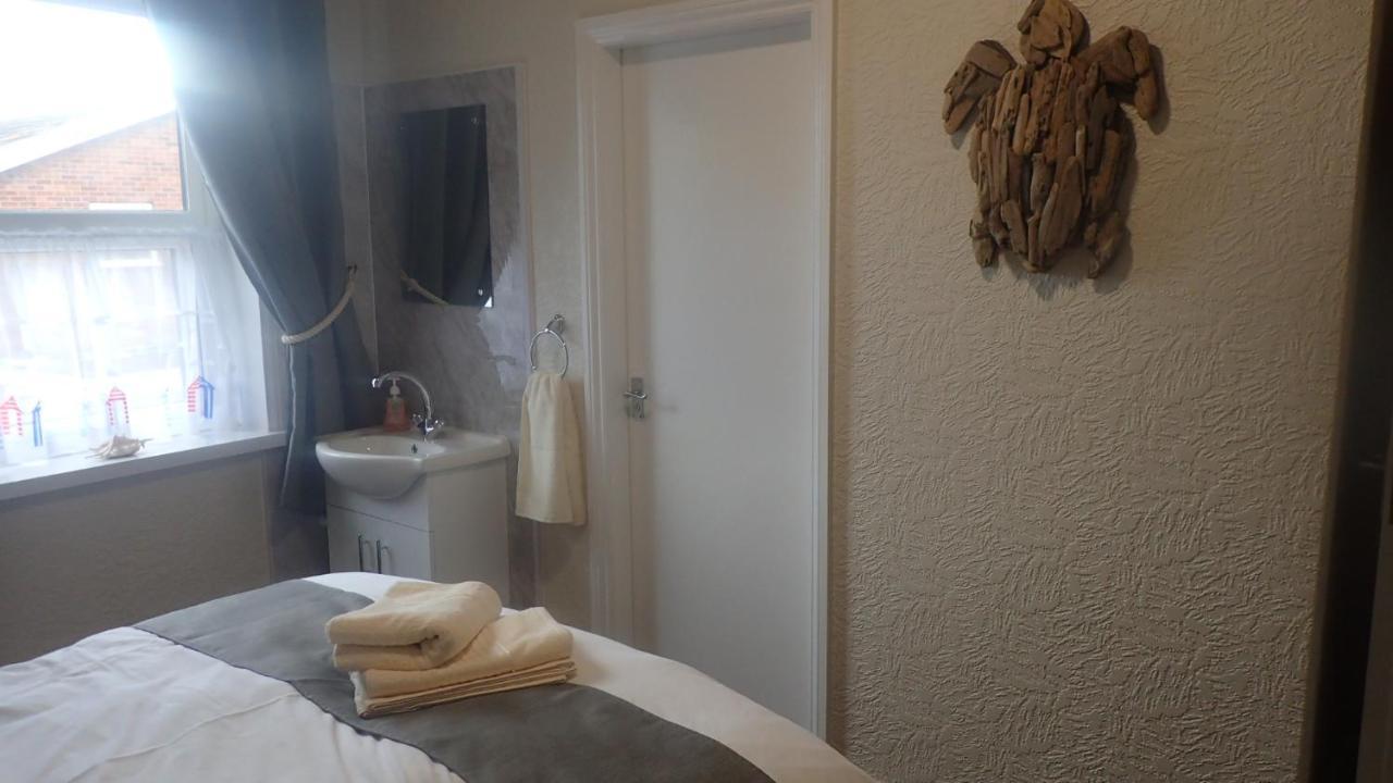 The Victoria Guest House Mablethorpe Buitenkant foto